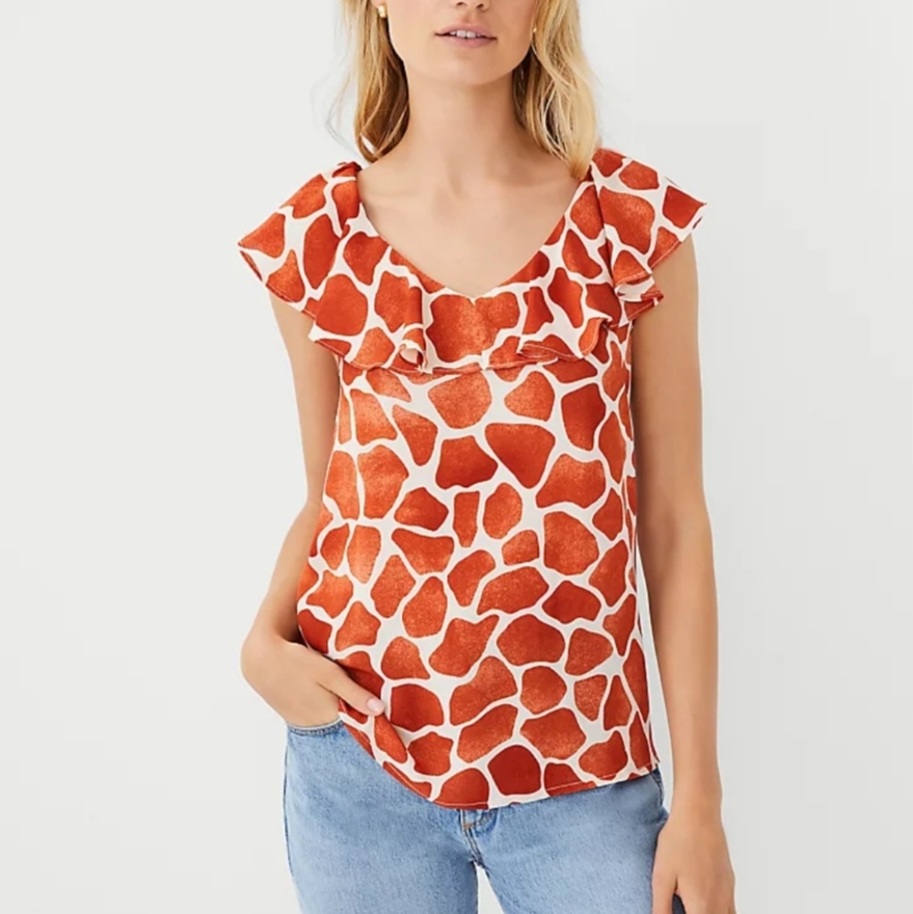 Ann Taylor Loft Giraffe print size small blouse